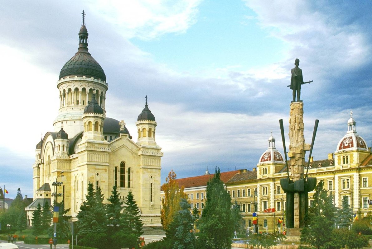 Slujiri arhiereşti în Transilvania 69809