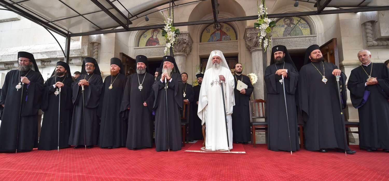 Binecuvântare patriarhală pentru tinerii misionari europeni 69794