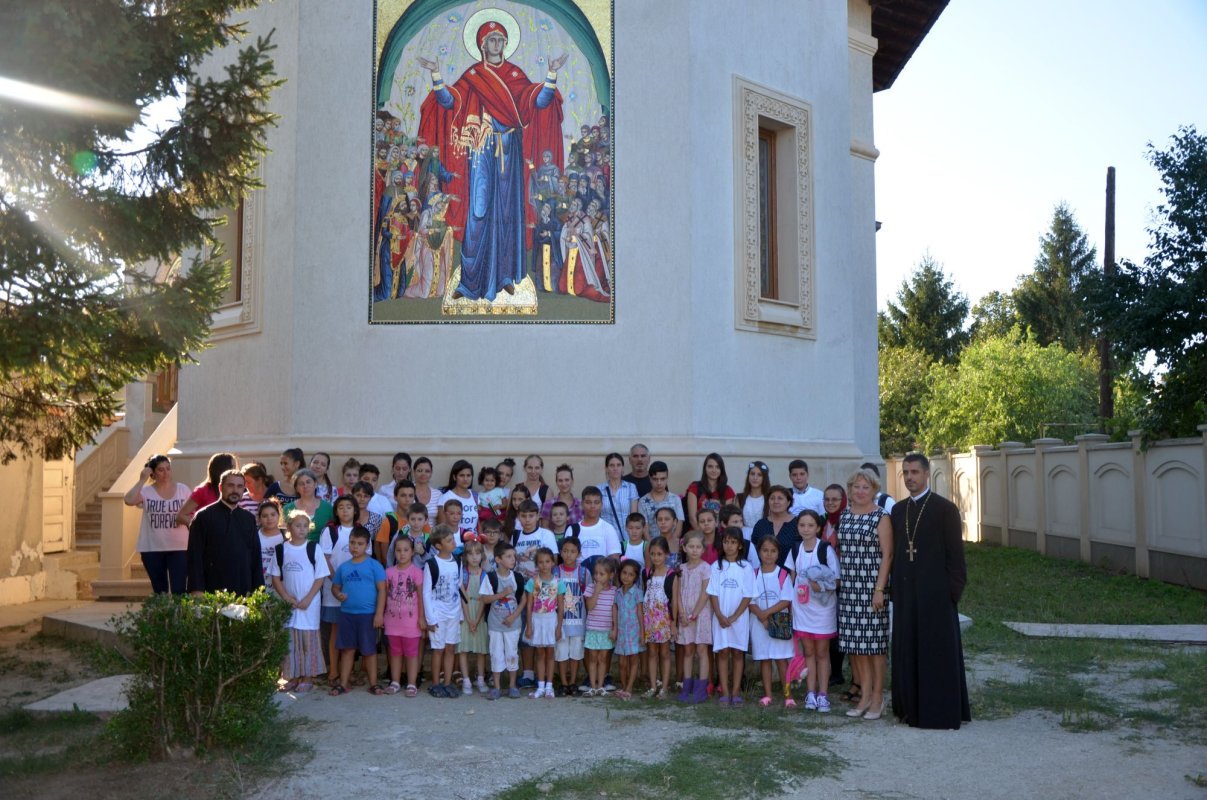 Rechizite școlare  pentru elevi nevoiași 69715