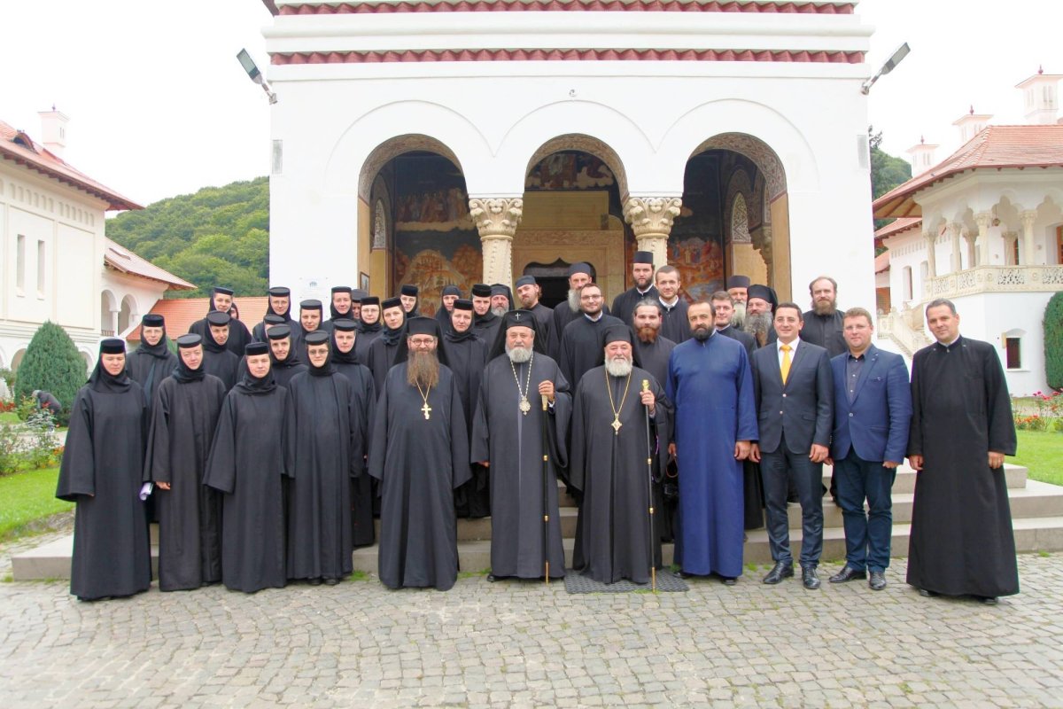 Concursul „Lăudaţi pe Domnul”, în Arhiepiscopia Sibiului 69675