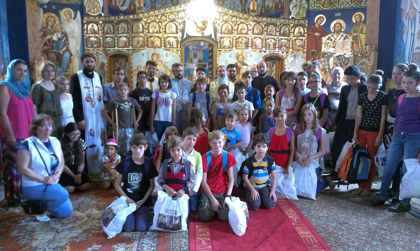 Daruri la început de an şcolar pentru copiii constănţeni 69689