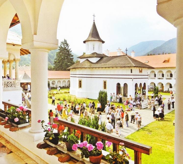 Tabără gratuită la Mănăstirea de la Sâmbăta de Sus 69644