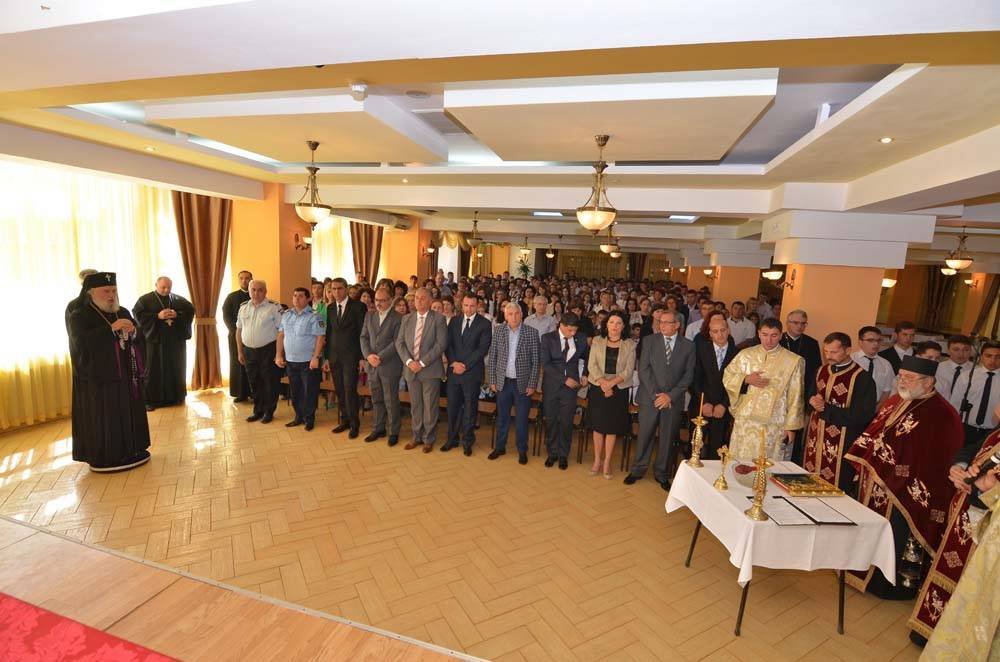 Deschiderea anului şcolar  la seminarul din Târgovişte 69591