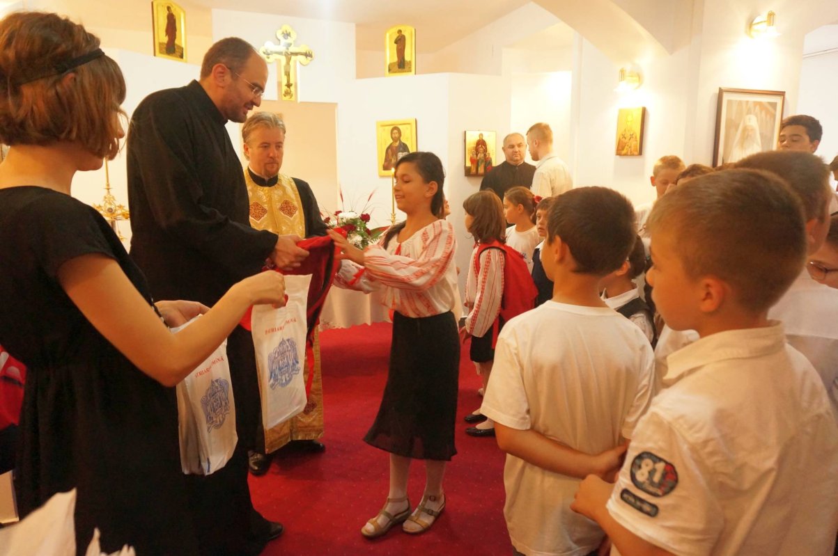 Hramul Centrului pentru copii „Sfânta Sofia”  69539