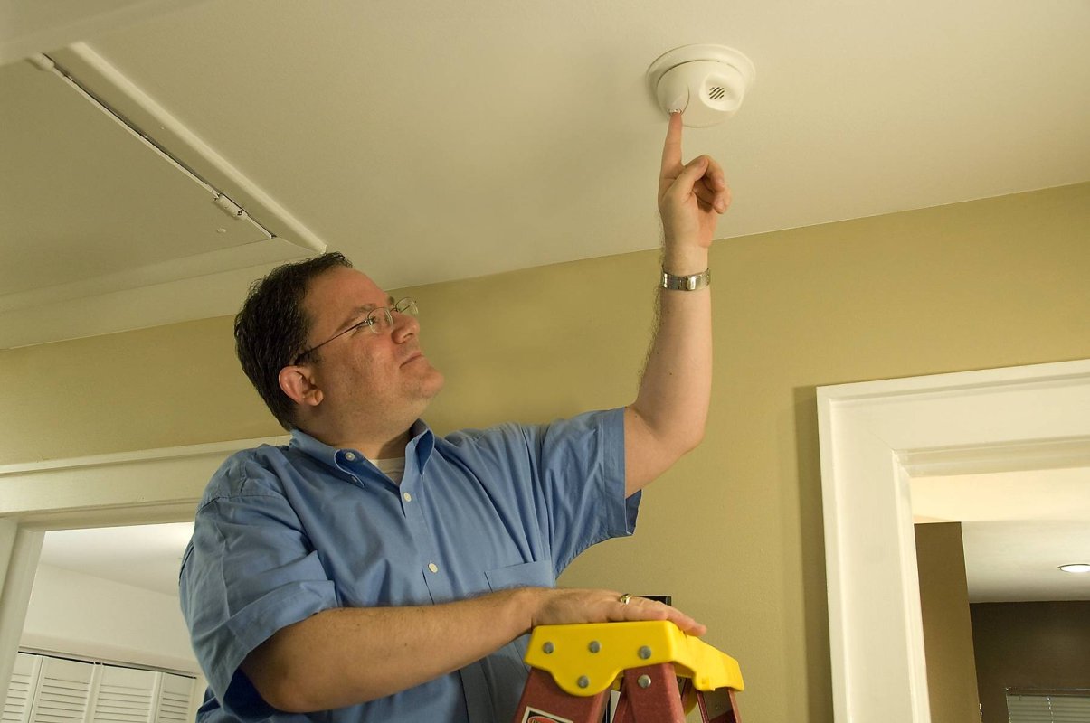 Fiecare locuinţă ar trebui  să aibă detector de gaze şi fum 69515