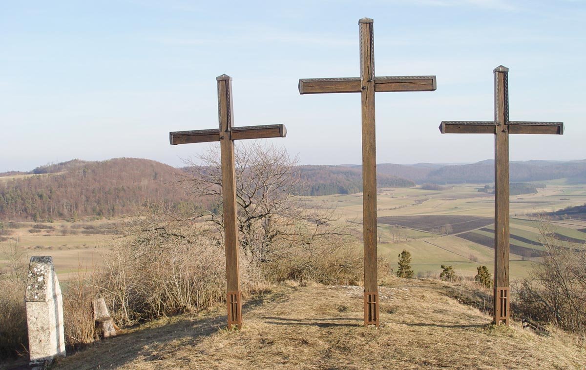 Cruce și destin, dileme și lămuriri 69492