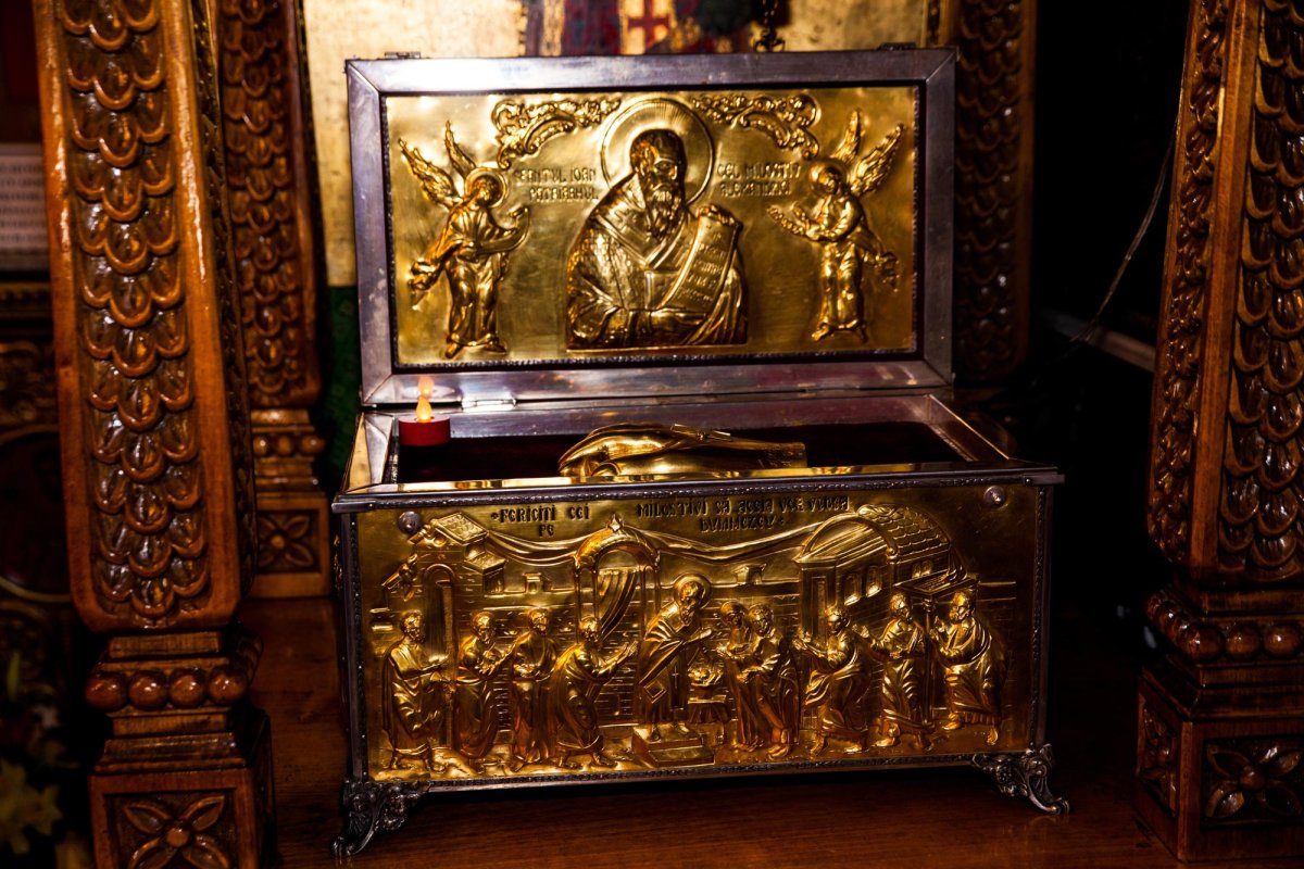 Două secole de la zidirea Bisericii „Sfinții Trei Ierarhi” 69431