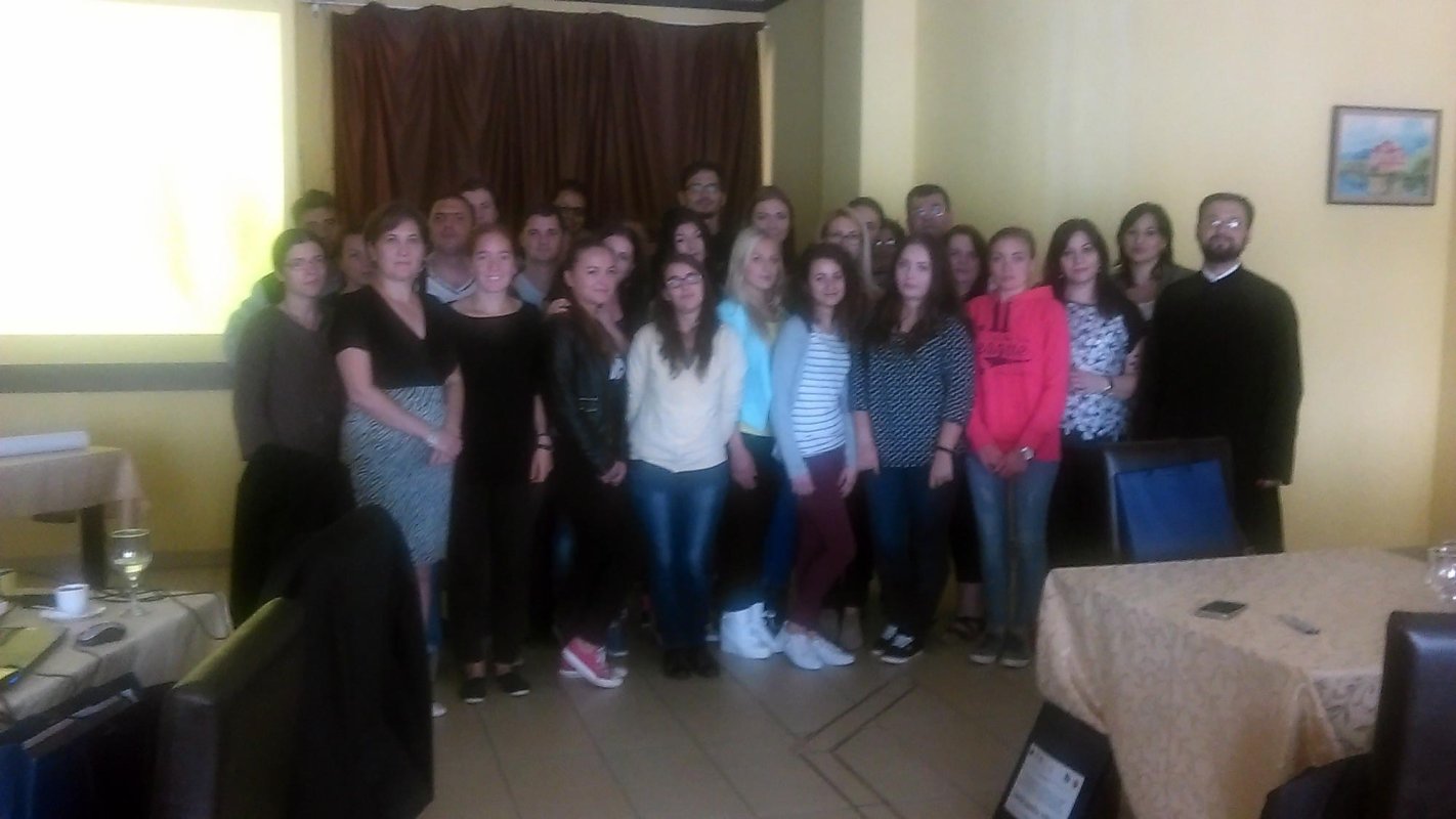 Importanţa stagiului de practică a studenţilor, în dezbatere la Hârja 69396