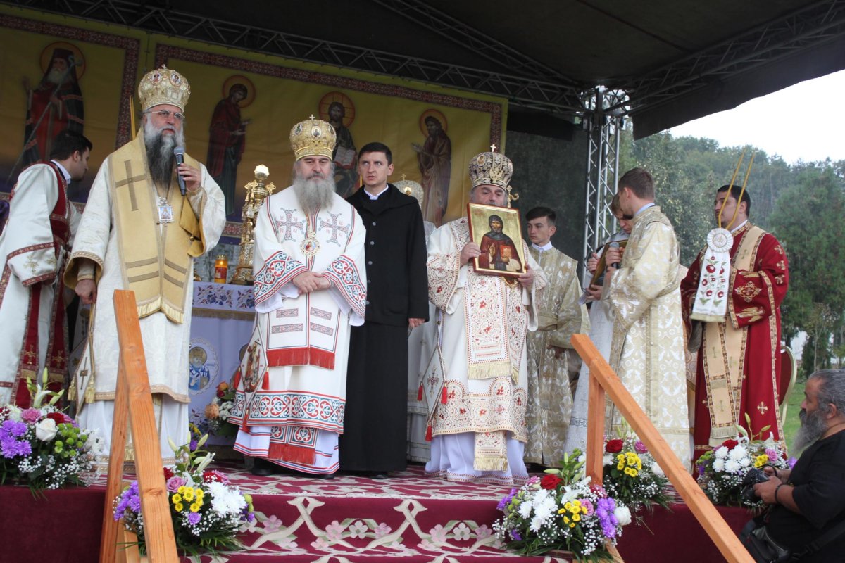 Hramul Catedralei Arhiepiscopale din Râmnic 69328