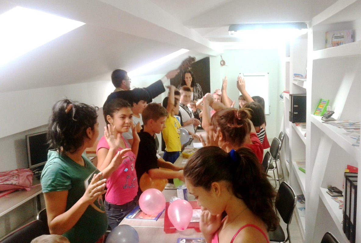 Centrul educaţional Didascalos, şcoala din amvonul bisericii 69303