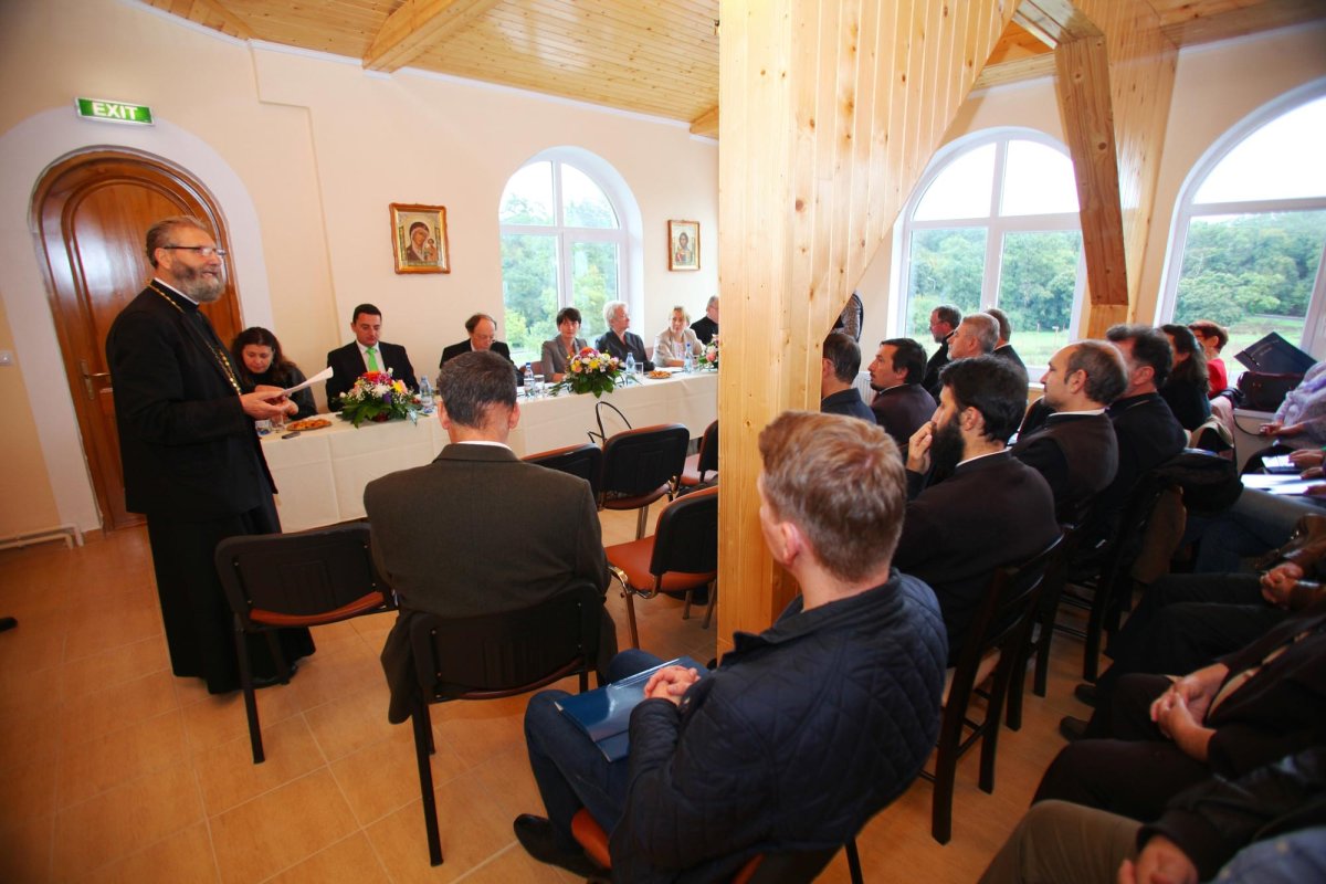 Conferinţă aniversară la Centrul de copii din Valea Aurie 69305