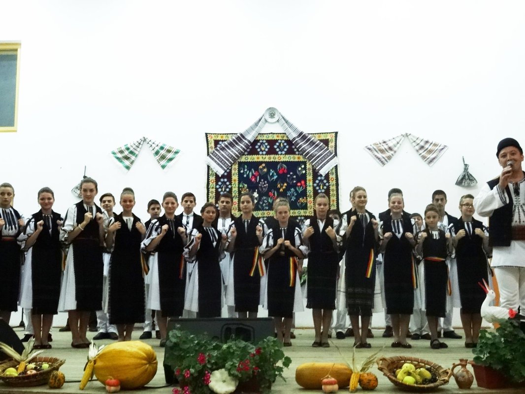 Festival cultural-folcloric la Cristian, Sibiu 69269