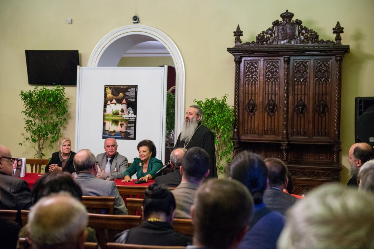 „Monumentele istorice sunt cetăţi de rezistenţă în faţa secularizării şi descreştinării“ 69237