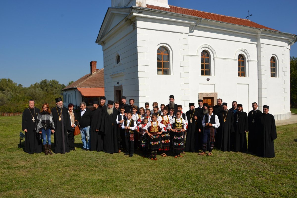 Vizită frățească în Episcopia Caransebeșului 69221