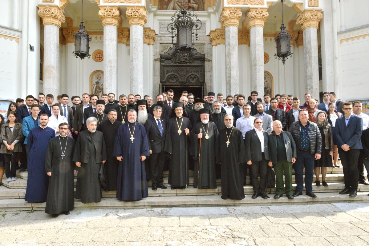 Studenții teologi au început anul universitar 69205
