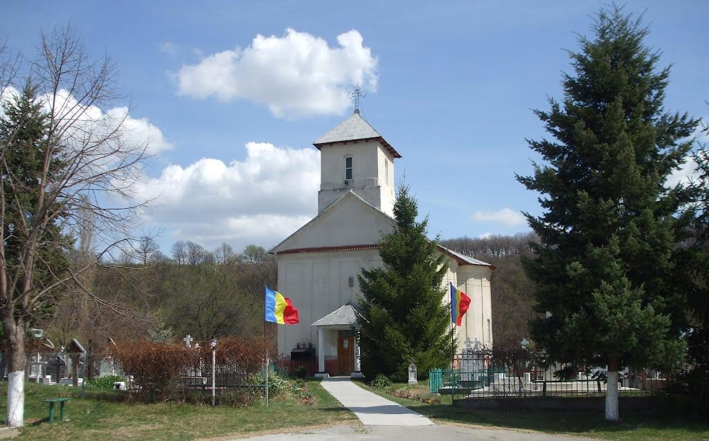 Sfânta Parascheva, ocrotitoare a locaşurilor oltene 68977