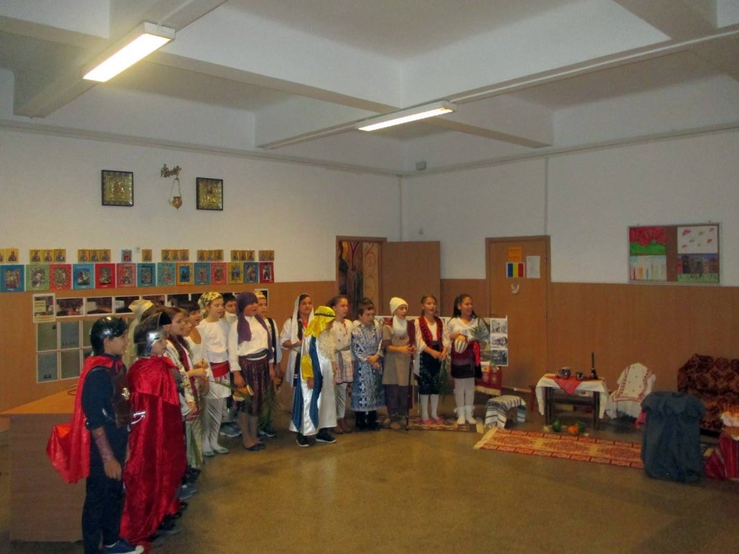 Un parteneriat-model între parohie şi şcoală 68739