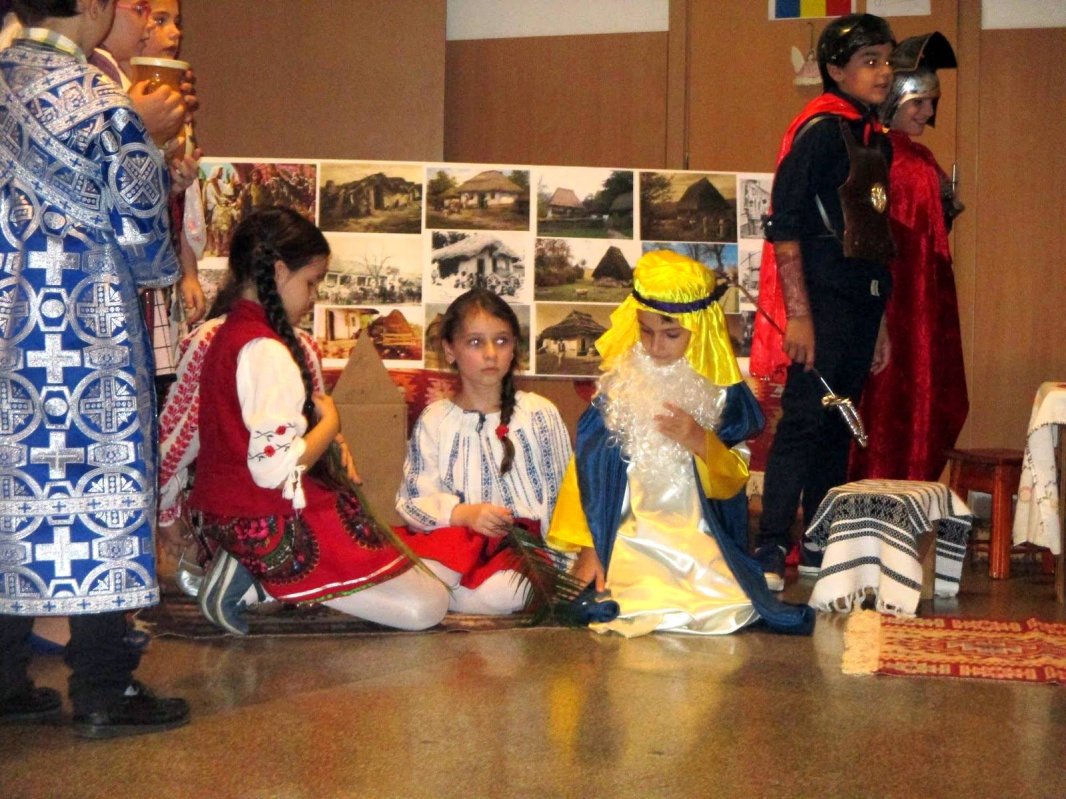 Un parteneriat-model între parohie şi şcoală 68740