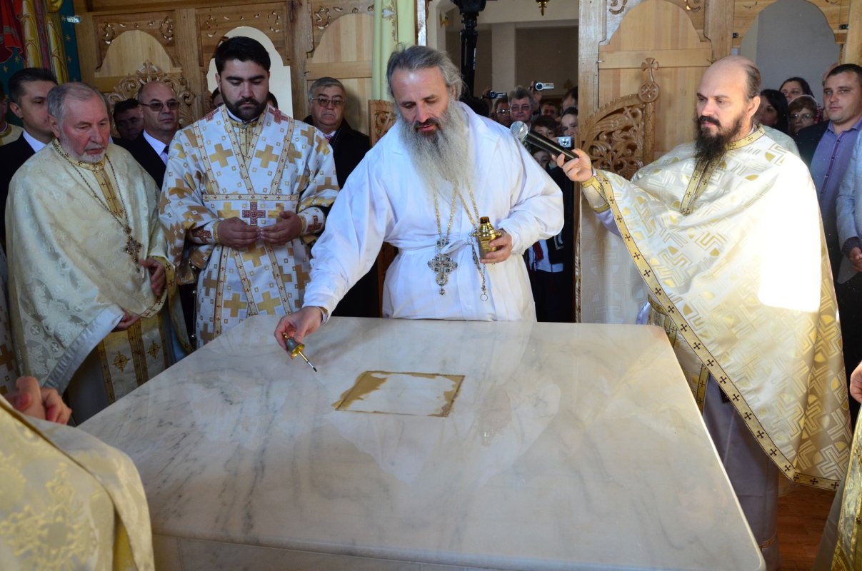 „Omul viu este cel care recunoaște iubirea lui Dumnezeu” 68614