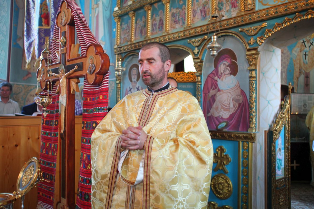 Biserica din Porumbacu de Sus, locaş al Sfintei Parascheva 68521