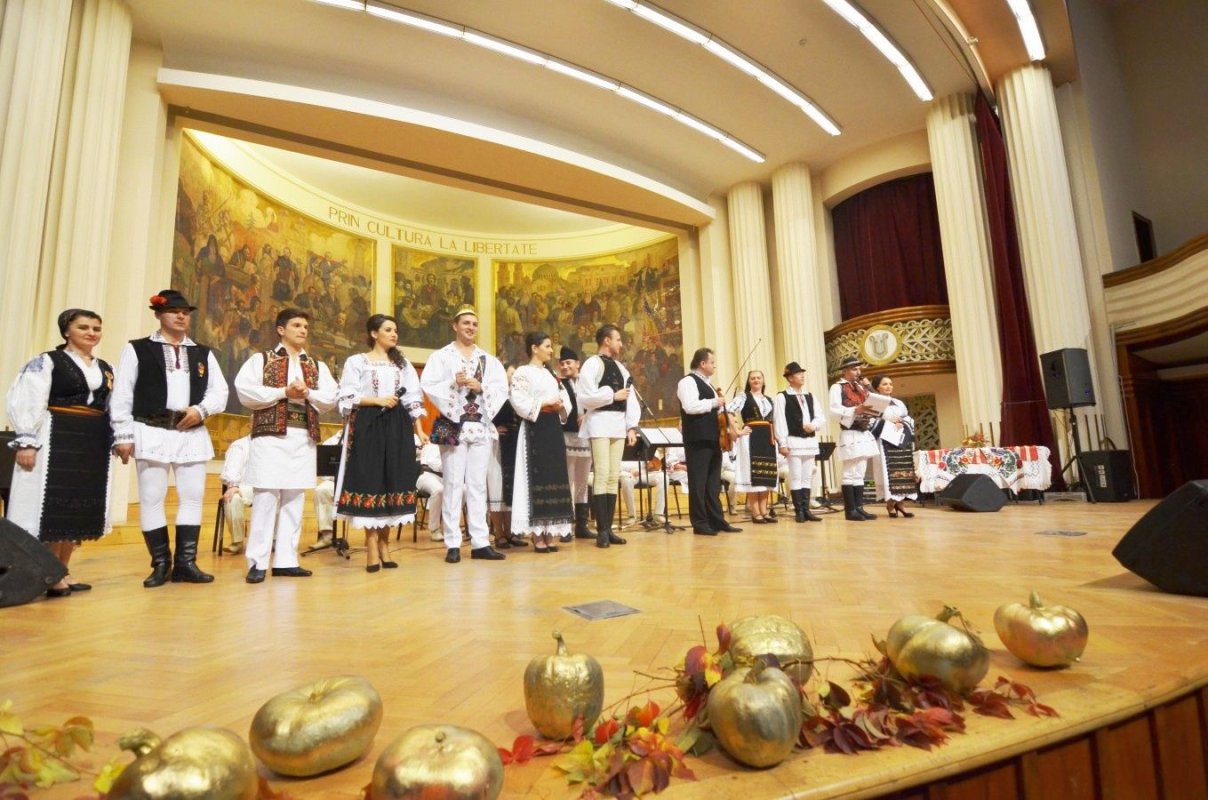 Spectacolul caritabil „Renaşte speranţă”, la Cluj-Napoca 68500