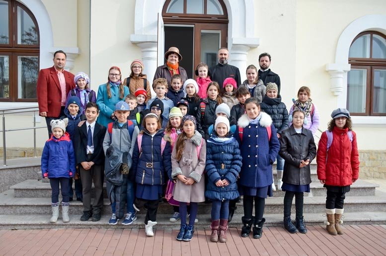 Acţiune caritabilă la Fundaţia „Episcop Melchisedec Ştefănescu“ 68466