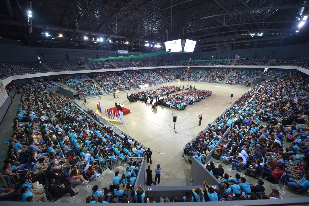 YouCat. Un proiect misionar de succes dedicat tineretului 68419