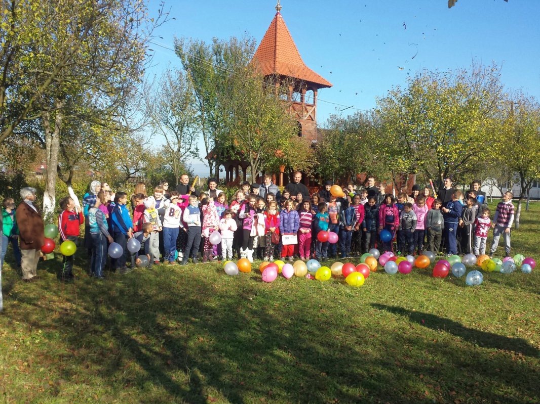 Pelerinaj interparohial la schitul din Tămand 68335