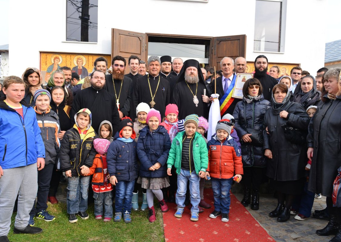 A fost sfinţită biserica parohiei ilfovene Olteni 68318