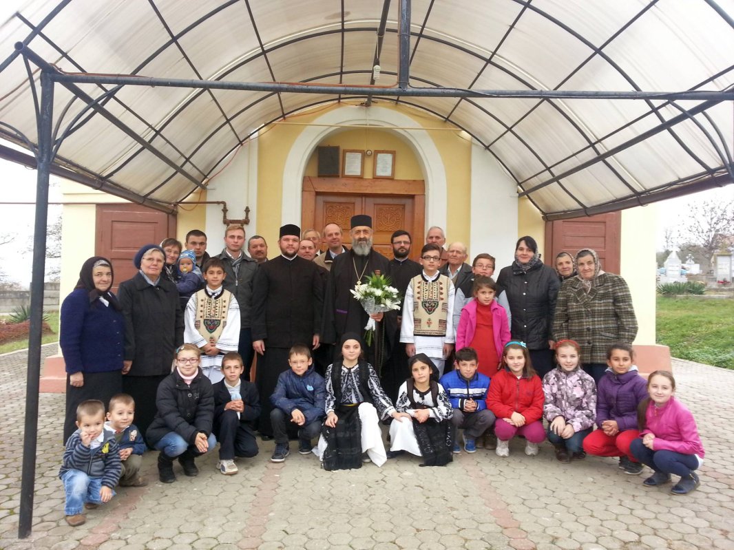 IPS Arhiepsicop Irineu a vizitat zece parohii din Protopopiatul Blaj  68291