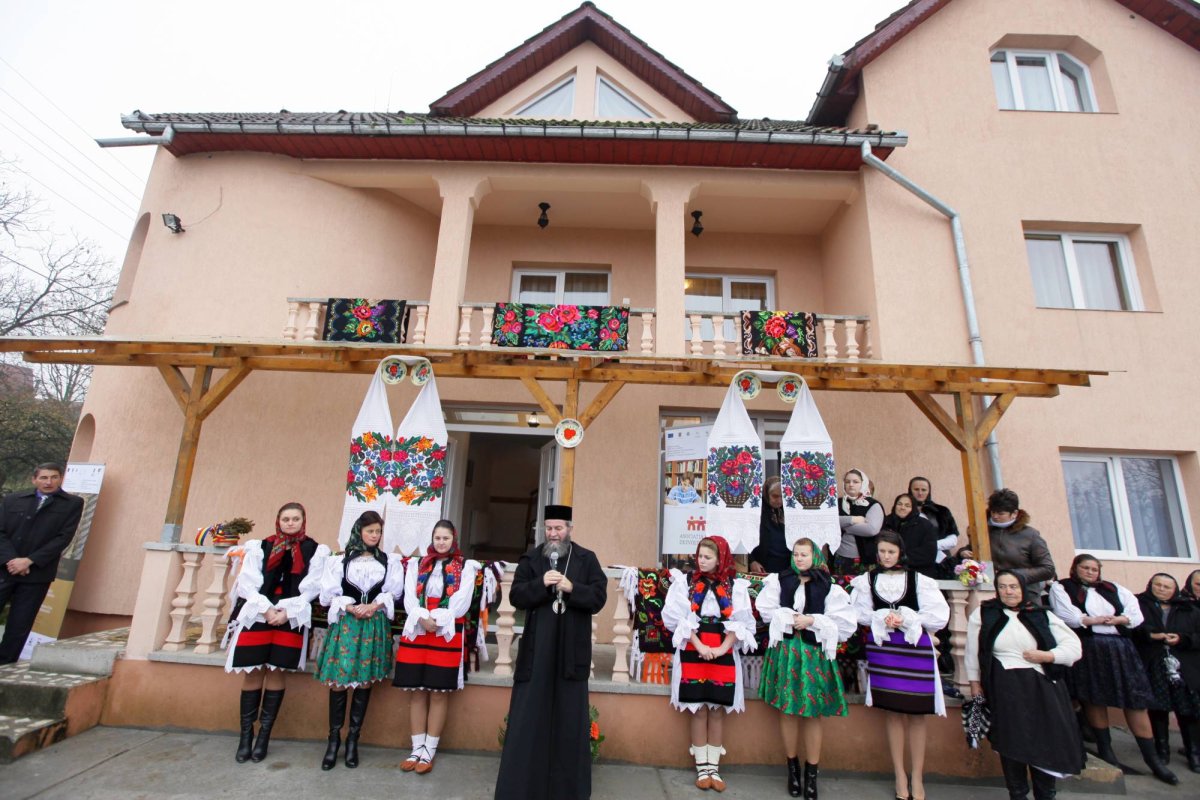 Centru pentru persoane cu nevoi speciale la Hoteni, Maramureş 68265