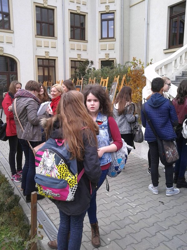 Oaspeţi de seamă la Centrul de restaurare al Facultăţii de Teologie din Craiova 68241