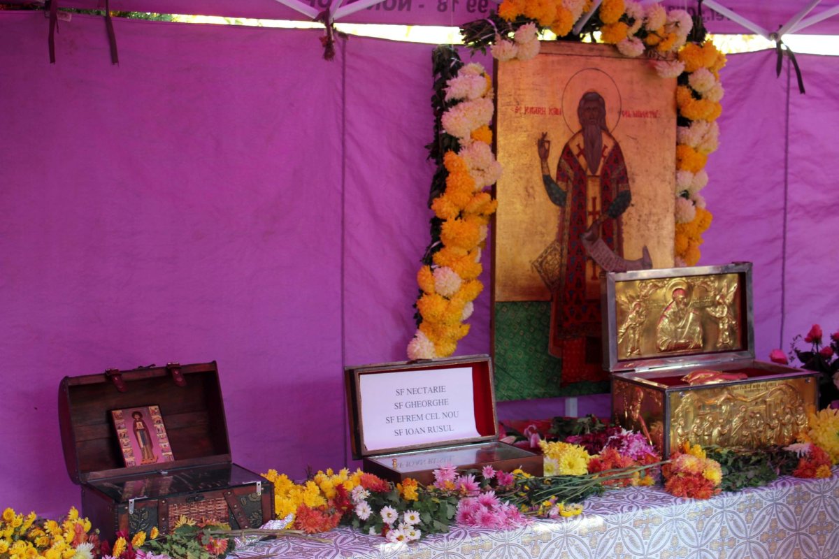Biserica „Postelnicu Fir” şi-a sărbătorit ocrotitorul 68217