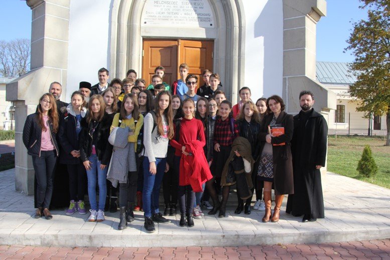 Daruri pentru copiii de la Fundaţia „Melchisedec Ştefănescu“ 68177