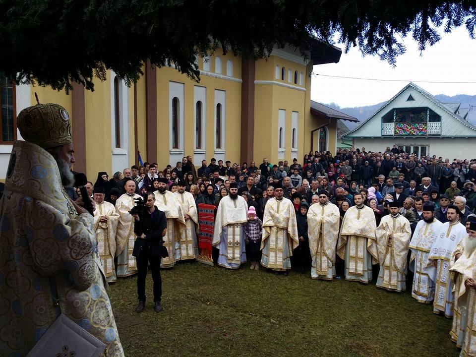 Resfinţirea bisericii Parohiei Cucuieţi, Protoieria Moineşti 68175