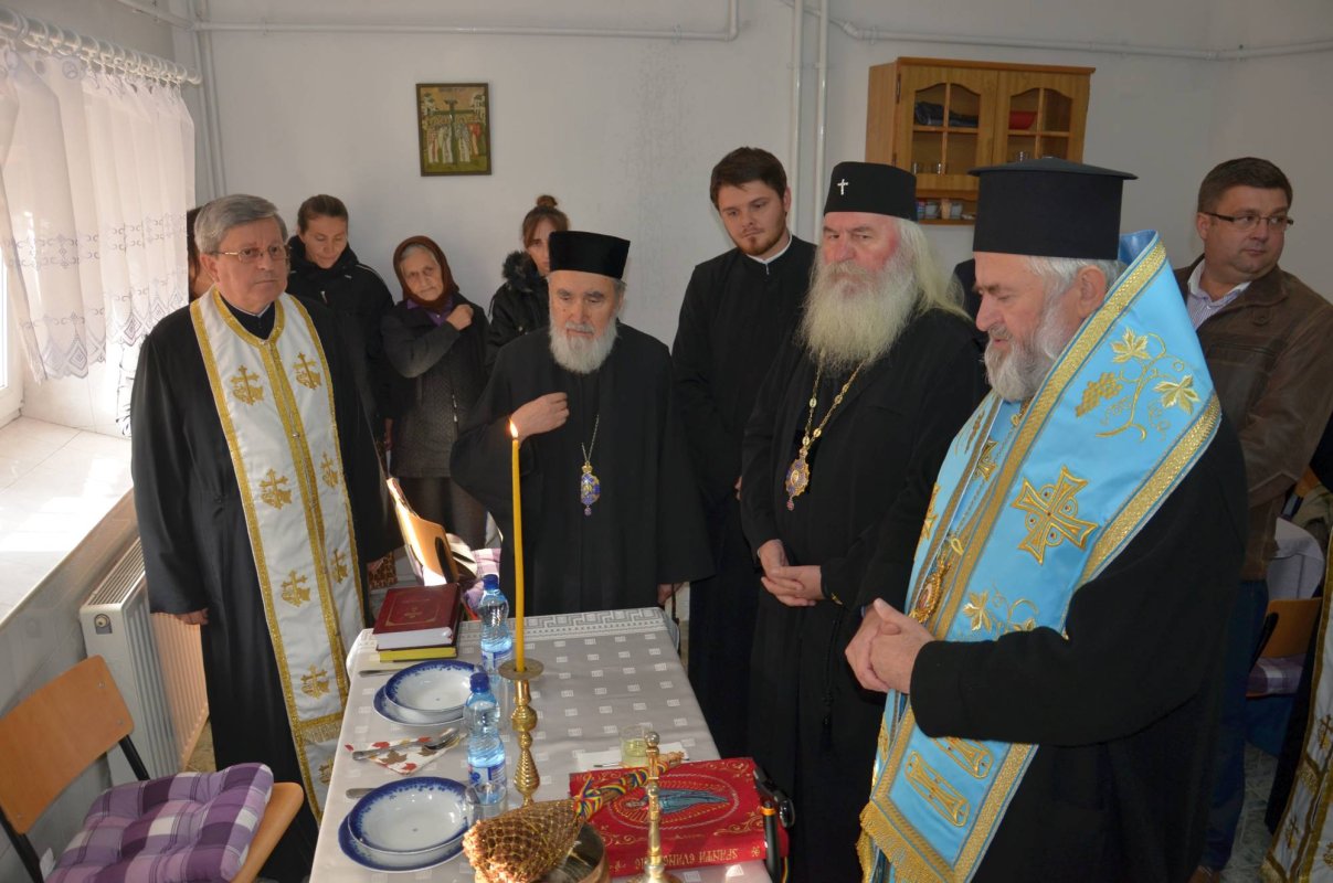 Sfințirea cantinei sociale a Parohiei Timișoara-Iosefin 68140