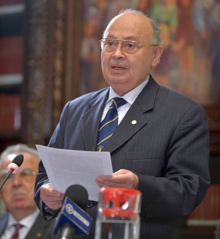 „Luminarea poporului român trebuie să continue” 68122