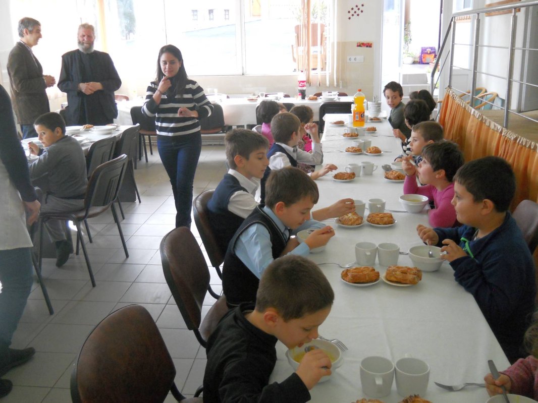 Activităţi filantropice  şi de ajutorare la Sibiu  68083