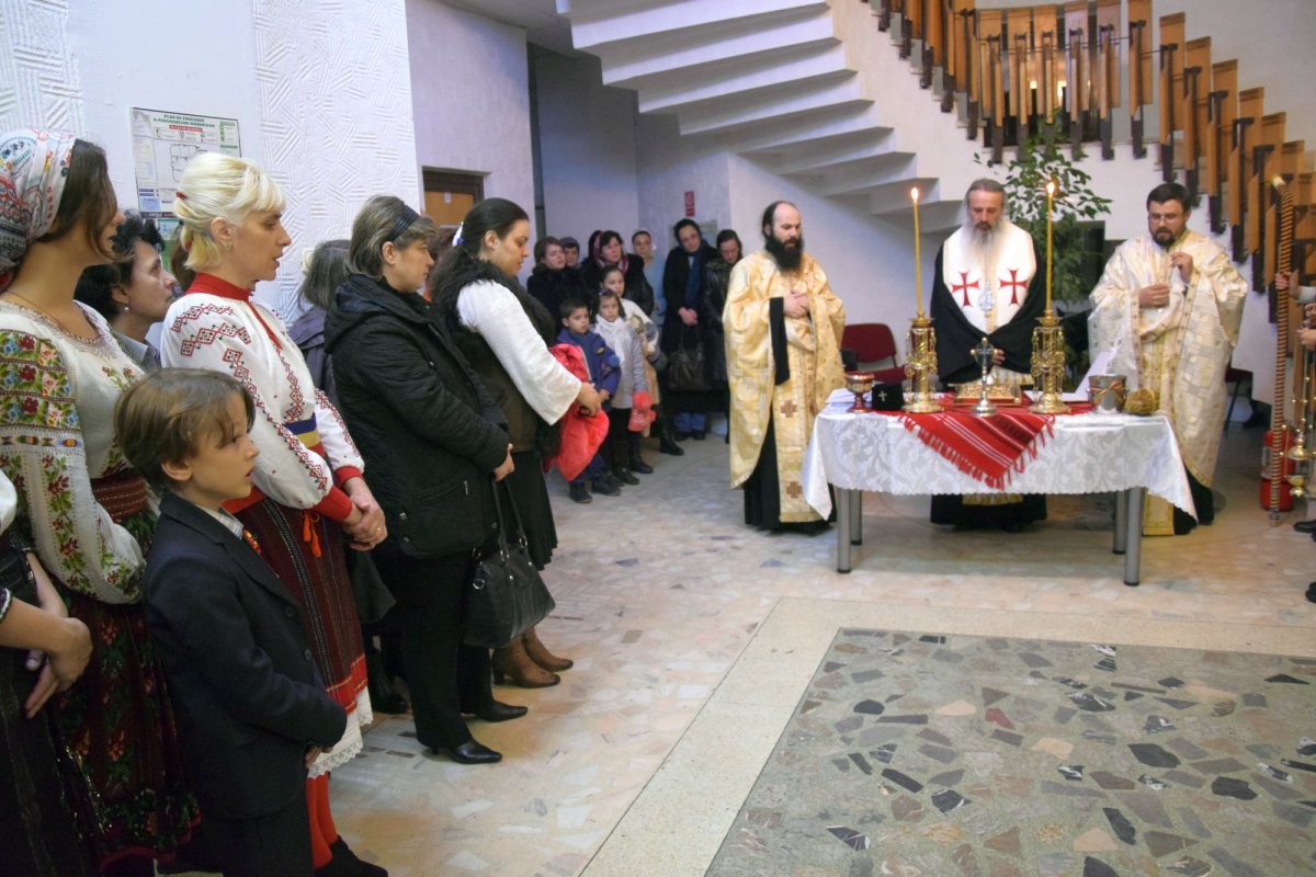 Sediul APOR Iaşi, sfinţit de IPS Mitropolit Teofan 67934