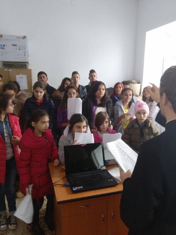 Pregătiri pentru vremea colindelor în centrele de cateheză din Craiova 67873