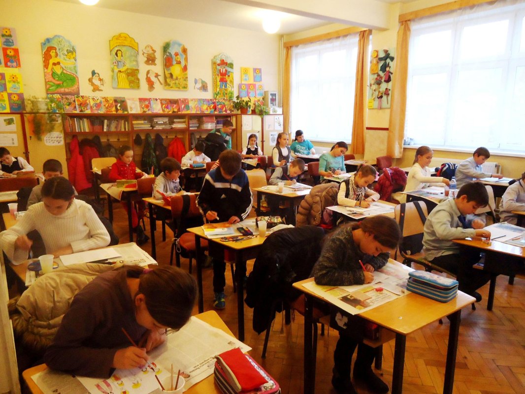 Proiectul educativ „Pe urmele sfinţilor”, la Turda 67868