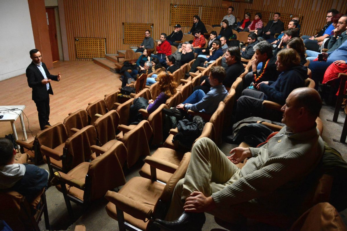 Expoziţii cu tematică religioasă, la „Retrospectivă fotografică 2015“ 67777