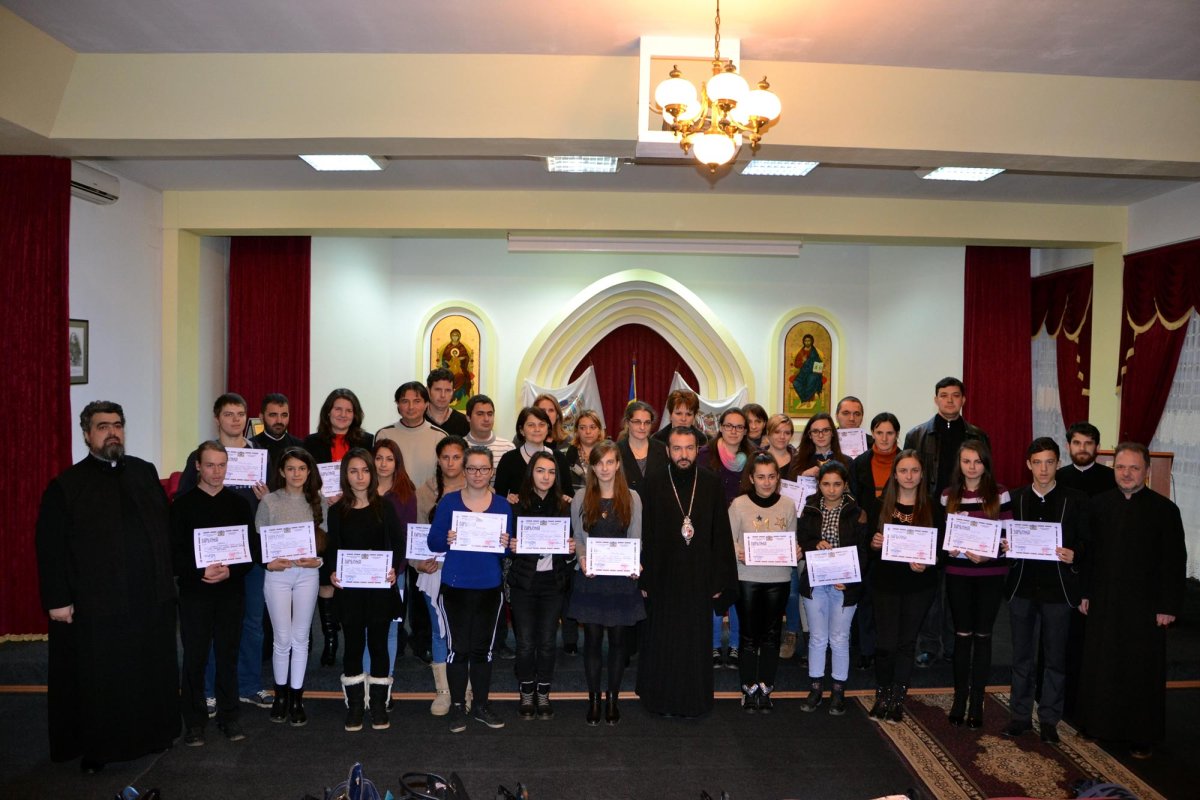 Premierea olimpicilor la religie 67731