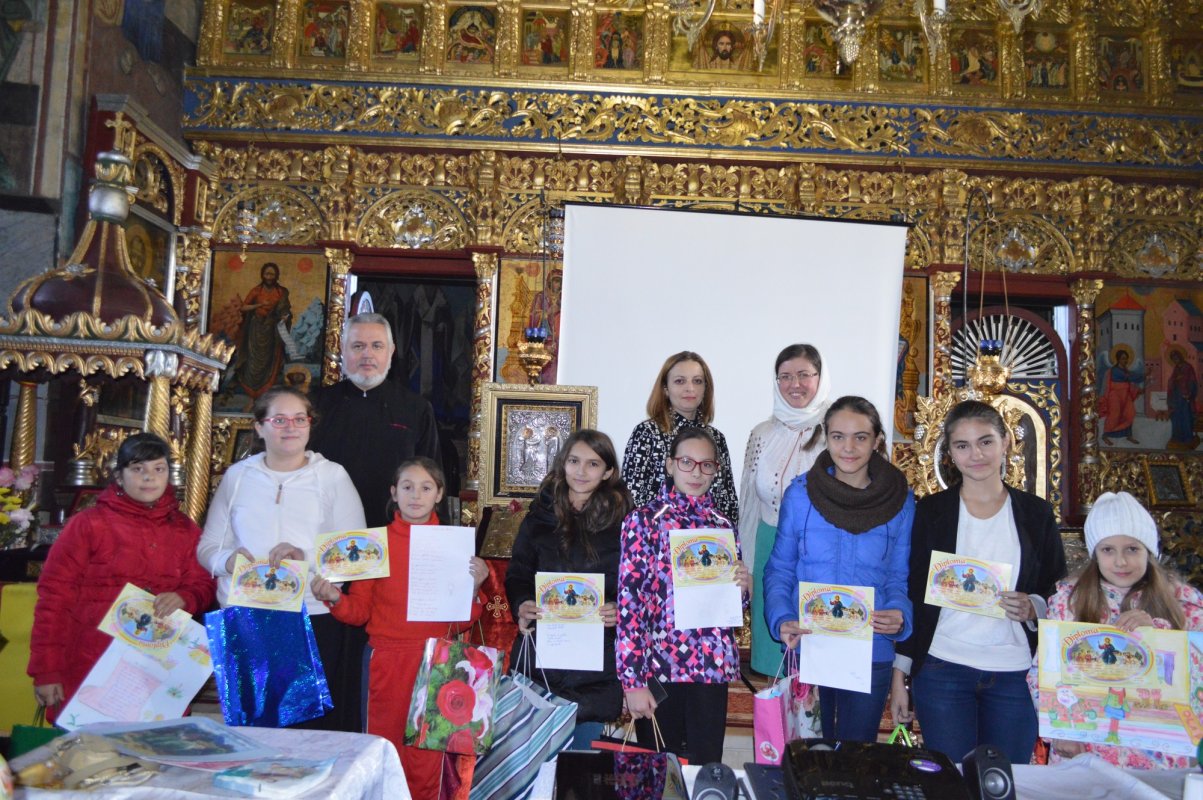 „Tradiţie şi spiritualitate în poezie“, la Târgu Ocna 67722