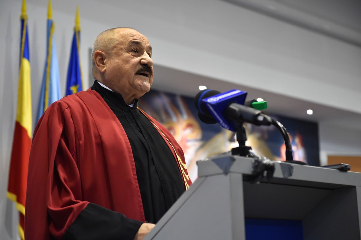 Laudatio: O călăuză spirituală pentru identitatea, demnitatea şi afirmarea românilor în lumea de azi 67664