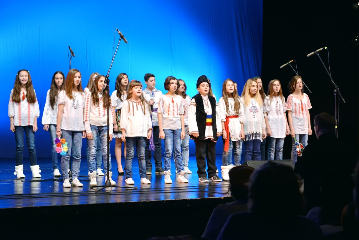 Spectacol de colinde la Otopeni 67634