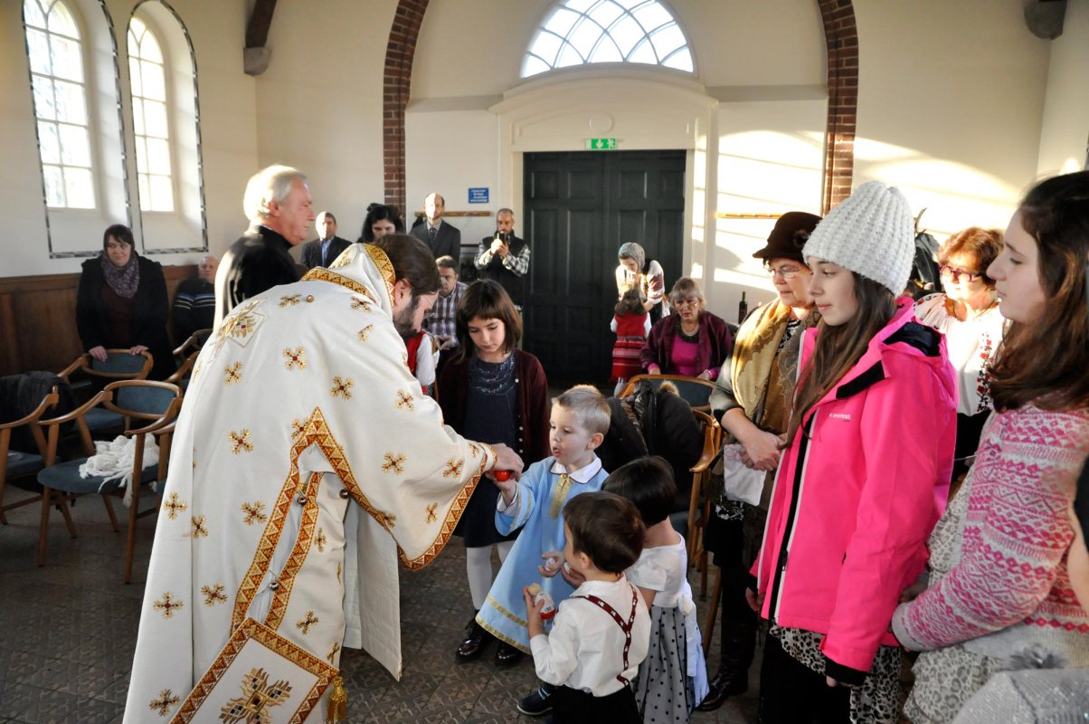 Slujiri arhierești pe coasta de vest a Suediei 67599