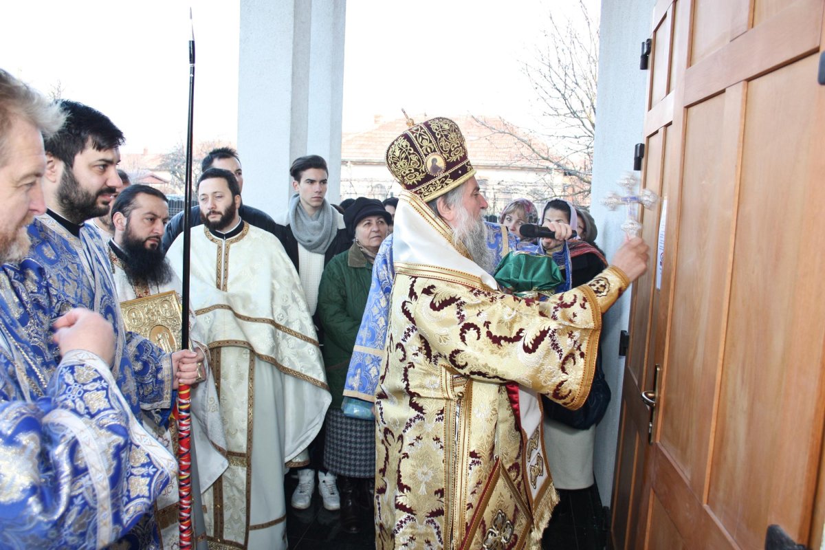 Biserica Parohiei Făcăi a fost sfinţită 67566