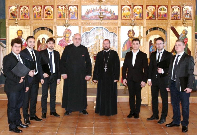 Concert de colinde şi daruri pentru cei privaţi de libertate 67524