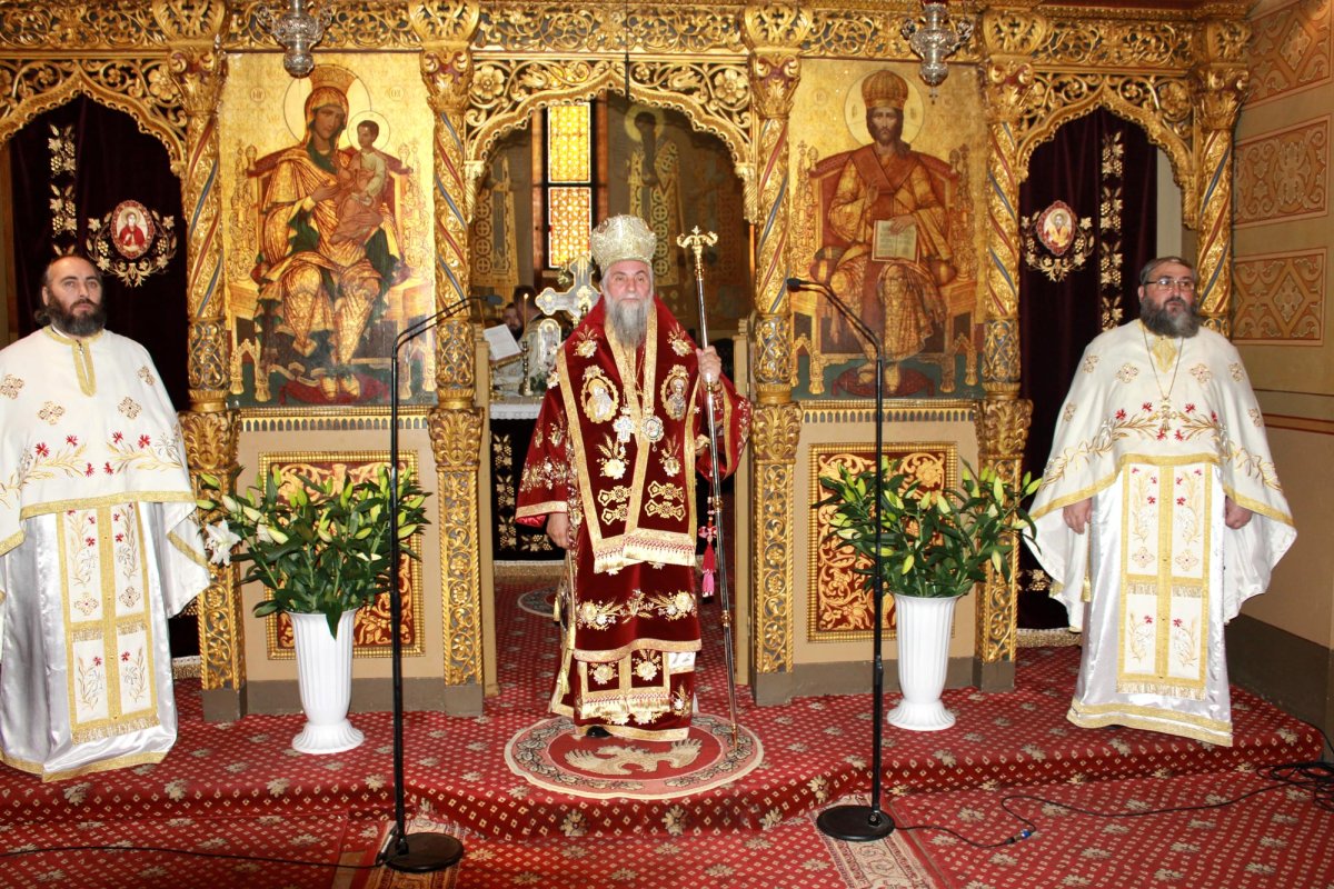 Bucurii sfinte pentru credincioșii olteni 67361